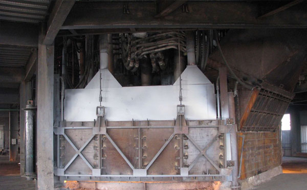 湖南铁合金冶炼电炉